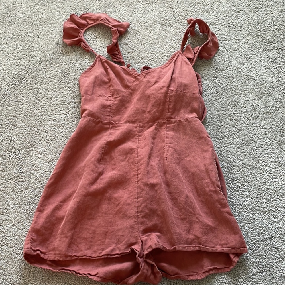 Urban Outfitters, reddish romper, size 6
